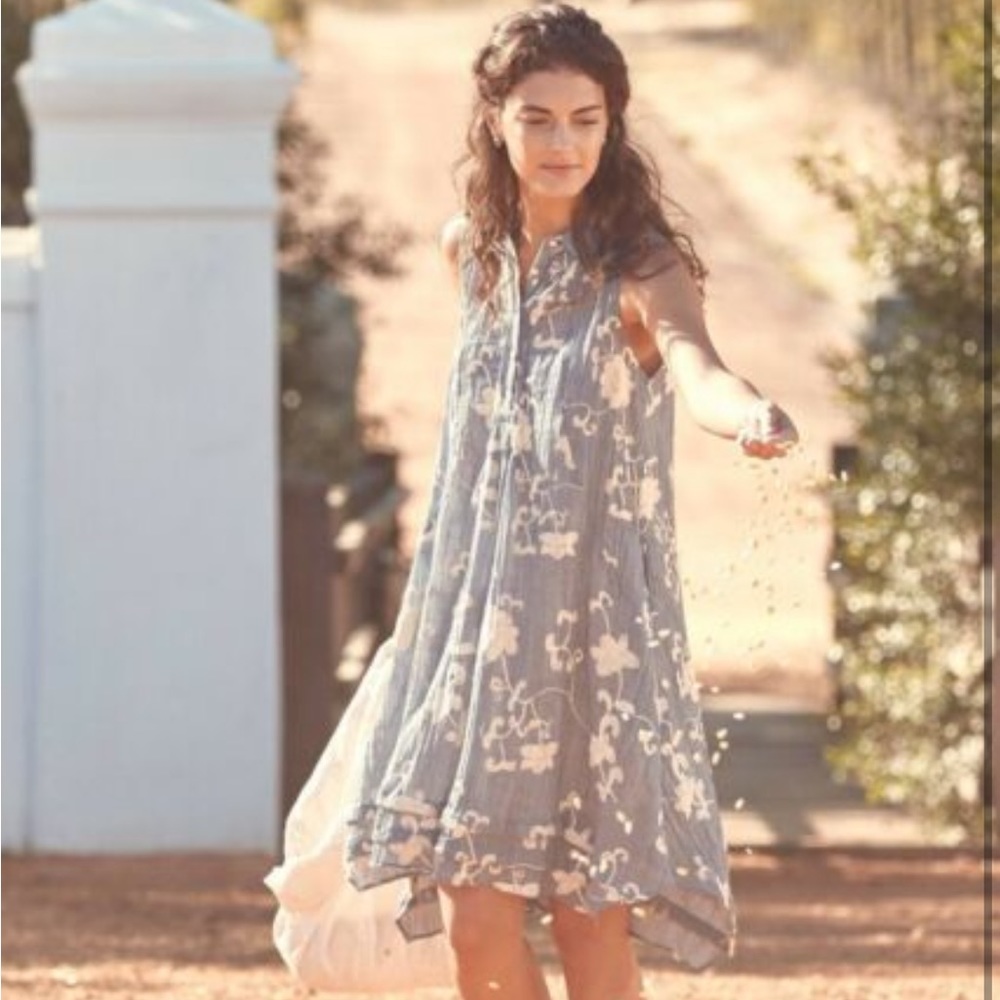 Anthropologie Isabella Sinclair Dress, great condition. size XS